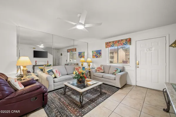 $2,300 | 133 West Leslie Lane, Panama City Beach, FL 32407