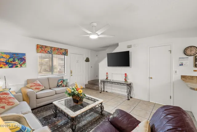 $2,300 | 133 West Leslie Lane, Panama City Beach, FL 32407