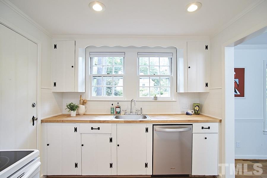 3102 Hope Valley Road Durham, NC 27707 - Photo 5 of 24 Gallery Image 5