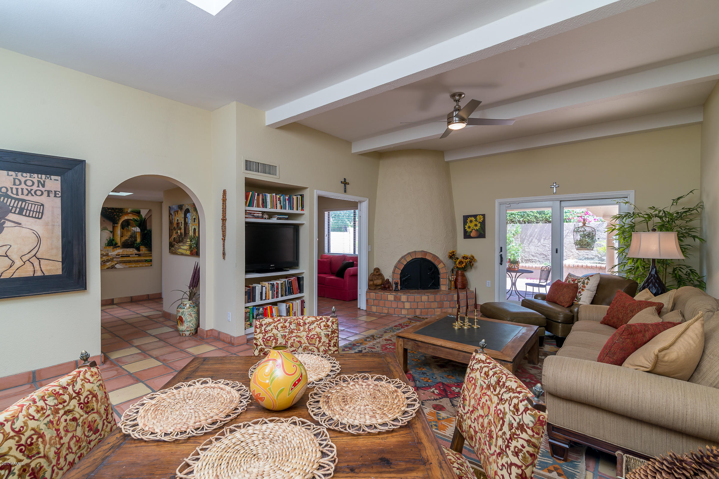 7804 East Ocotillo Road Scottsdale, AZ 85250 - Photo 4 of 19 DSC_3549