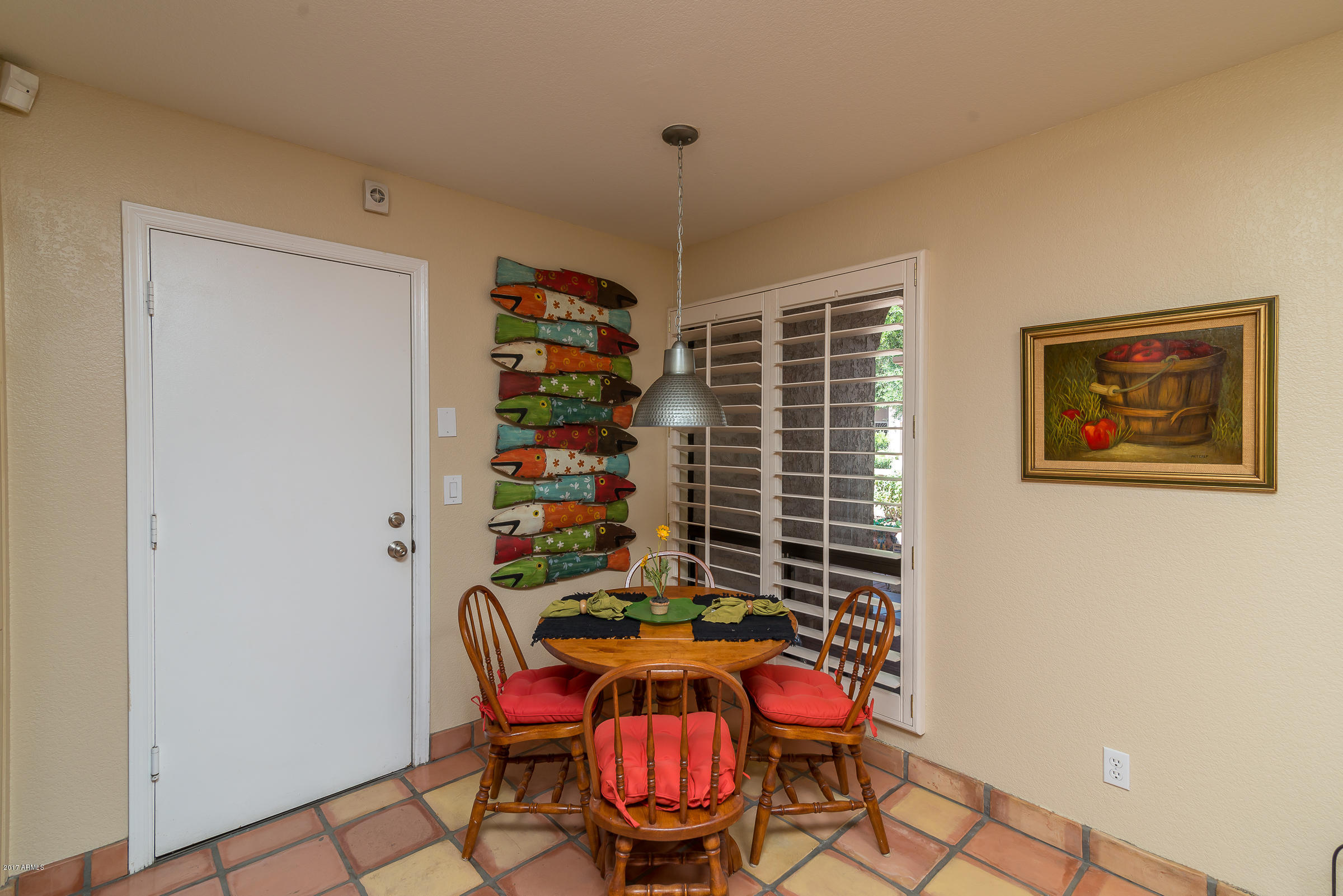 7804 East Ocotillo Road Scottsdale, AZ 85250 - Photo 6 of 19 DSC_3545