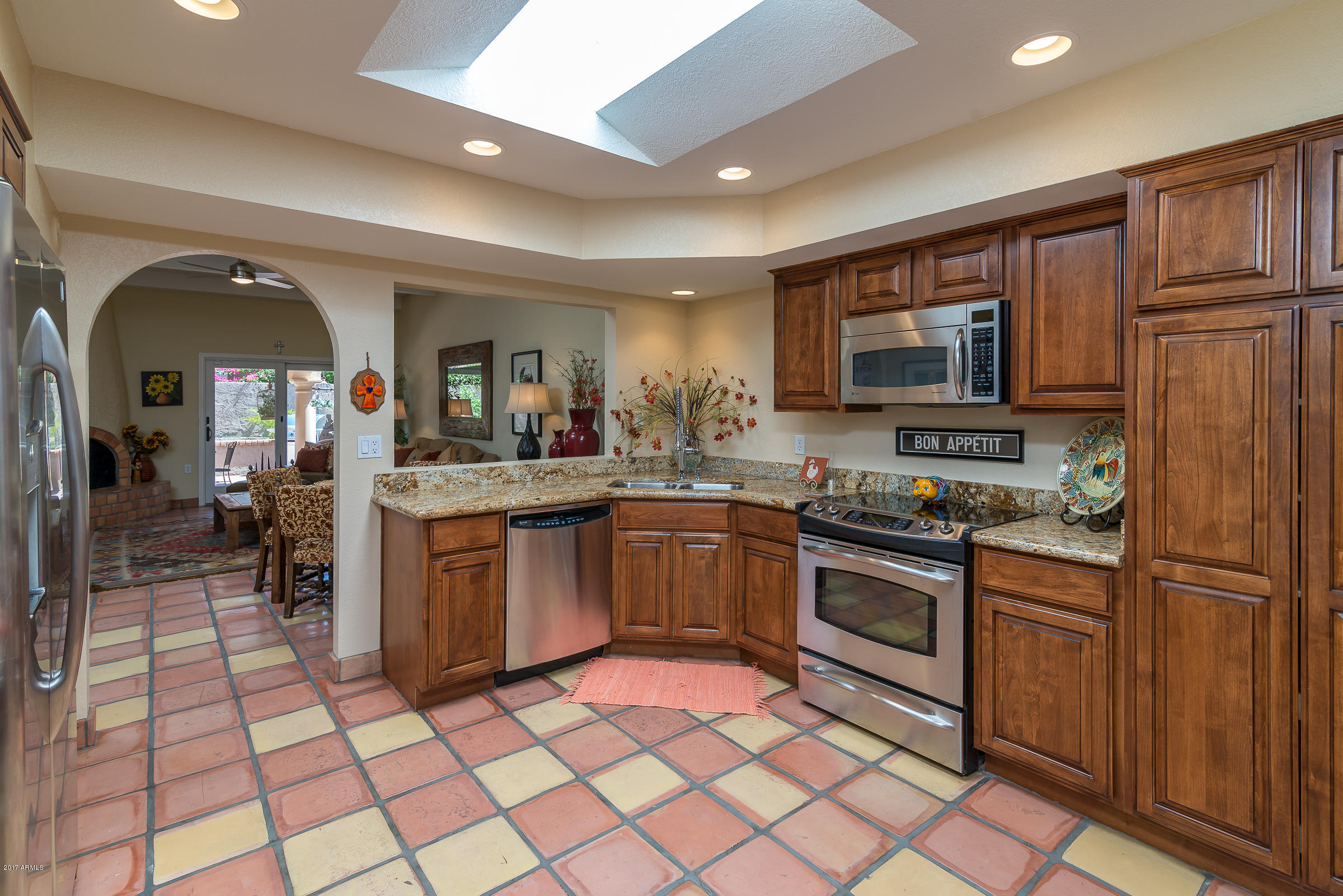 7804 East Ocotillo Road Scottsdale, AZ 85250 - Photo 7 of 19 DSC_3547