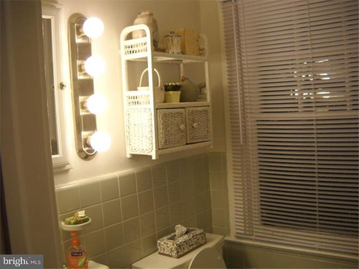 8242 Brookside Road Elkins Park, PA 19027 - Photo 19 of 25 Bedroom - Main