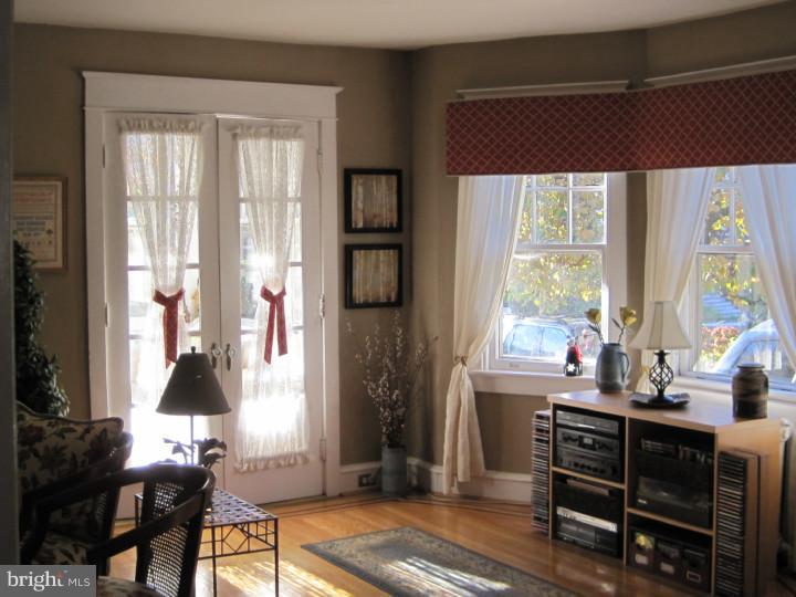 8242 Brookside Road Elkins Park, PA 19027 - Photo 9 of 25 Living Room