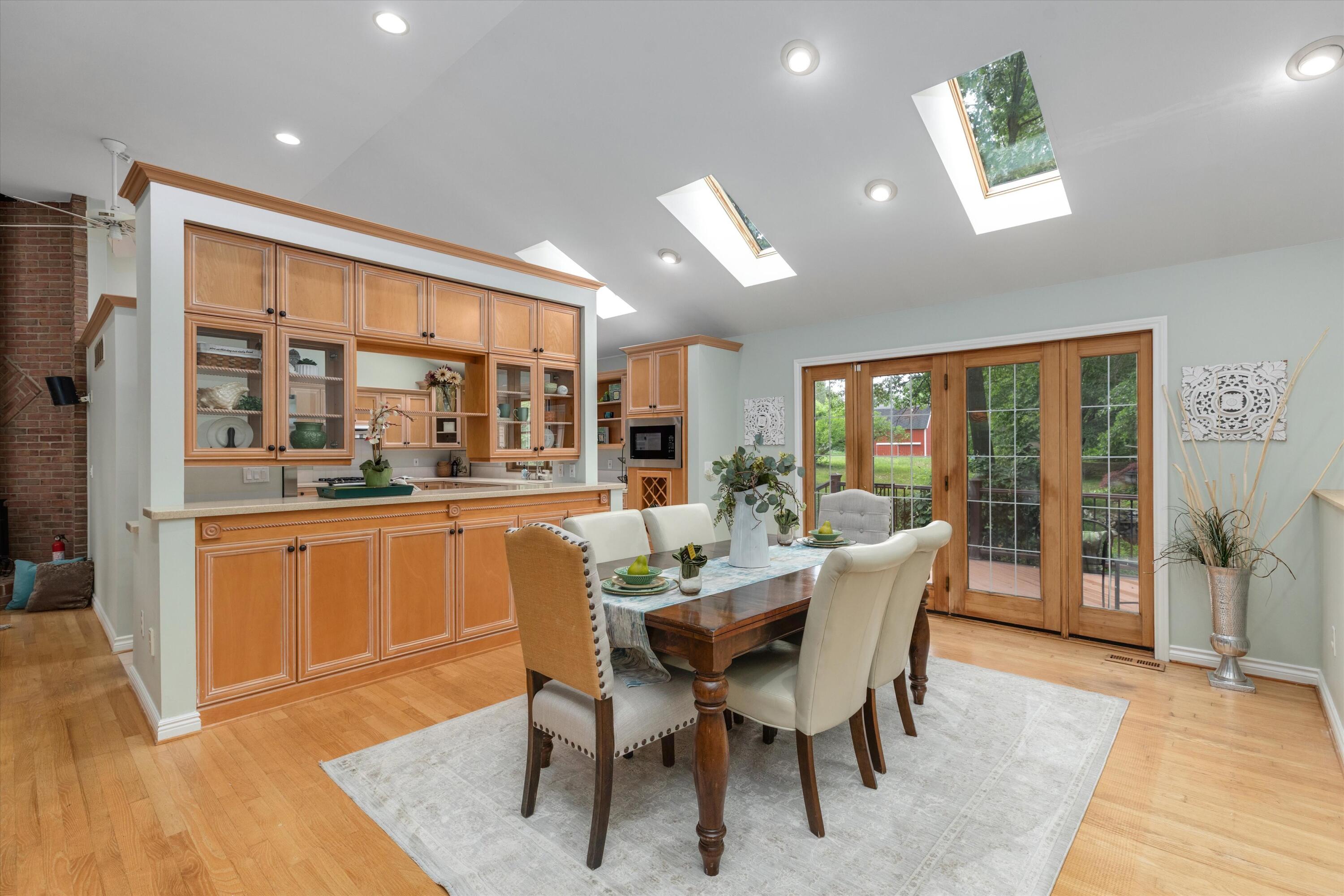 525 Judd Road Saline, MI 48176 - Photo 5 of 68 04-525 Judd Rd 0003