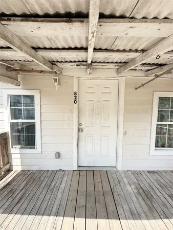 $75,000 | 820 Chihuahua Street, Lockhart, TX 78644