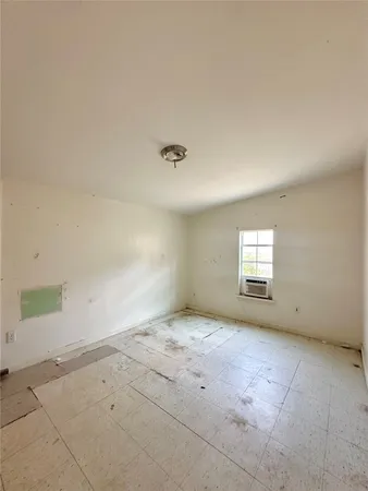 $75,000 | 820 Chihuahua Street, Lockhart, TX 78644