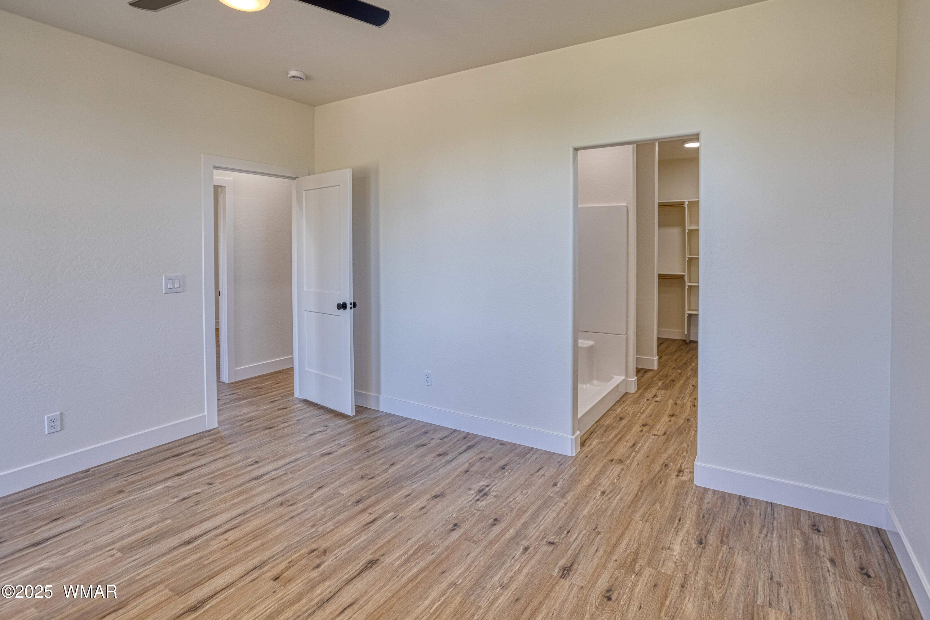 2080 East Bluff Ridge Road Show Low, AZ 85901 - Photo 12 of 23 primary bedroom