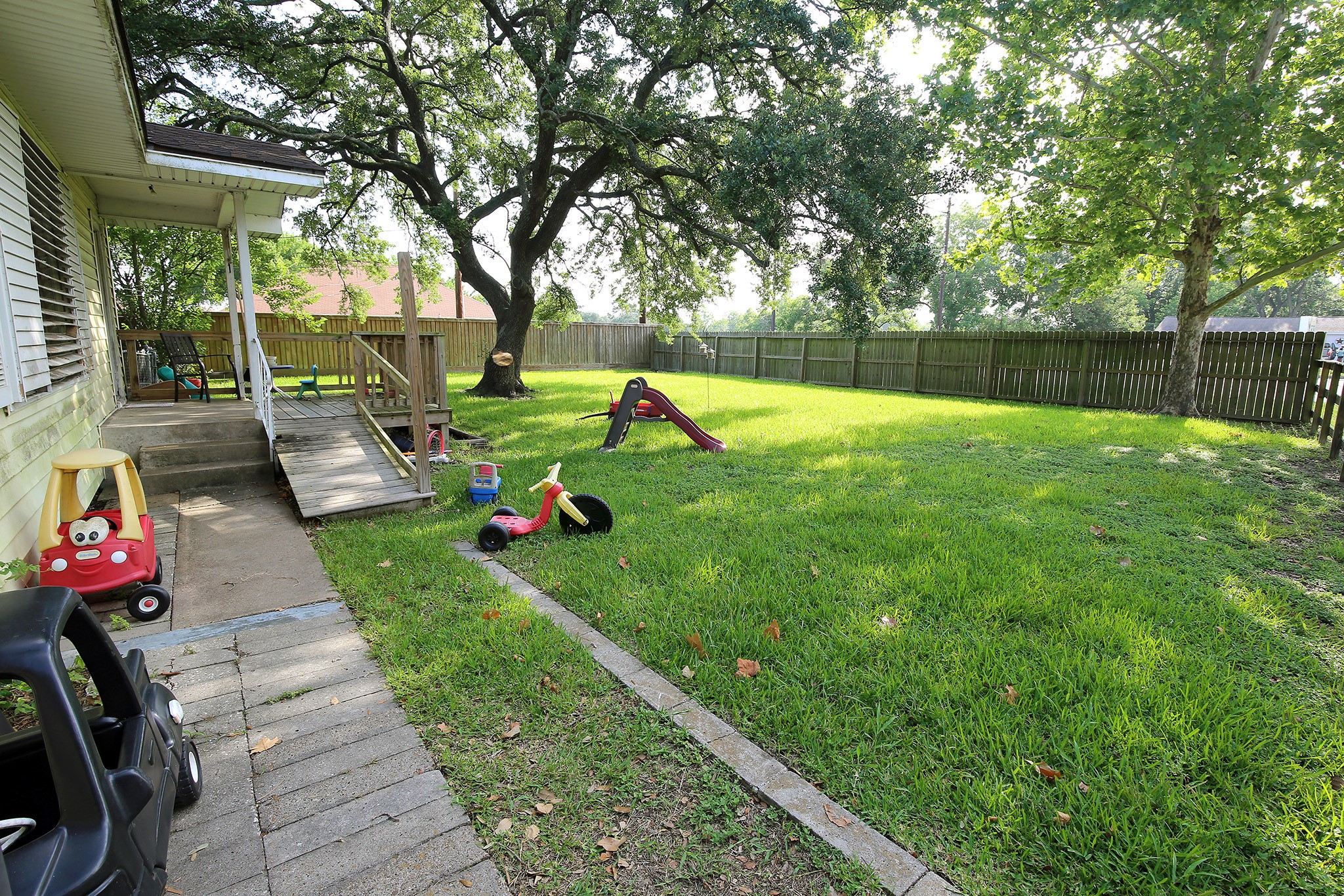 4406 FM 646 Road Santa Fe, TX 77510 - Photo 15 of 26 Walking up to the front door! It has a handicap ramp!
