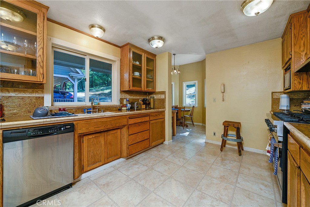 13449 Anderson Road Lower Lake, CA 95457 - Photo 16 of 61