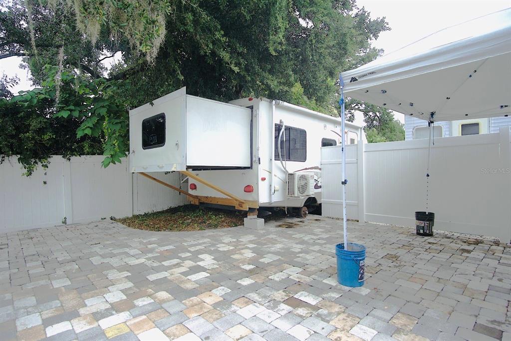 601 Lime Tree Road Tampa, FL 33619 - Photo 34 of 37 Gallery Image 34