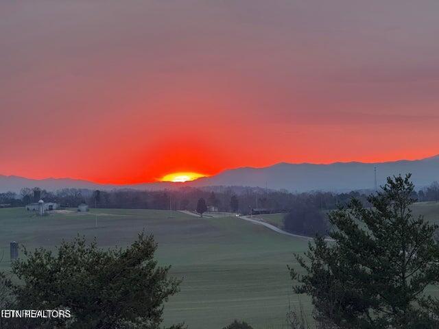 327 Thompson Road Madisonville, TN 37354 - Photo 17 of 18 Sunrise