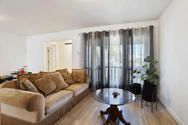 $352,000 | 6038 Fruitridge Road, Sacramento, CA 95820