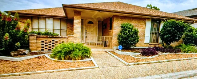 $1,975 | 5837 Northgap Street, Windcrest, TX 78239