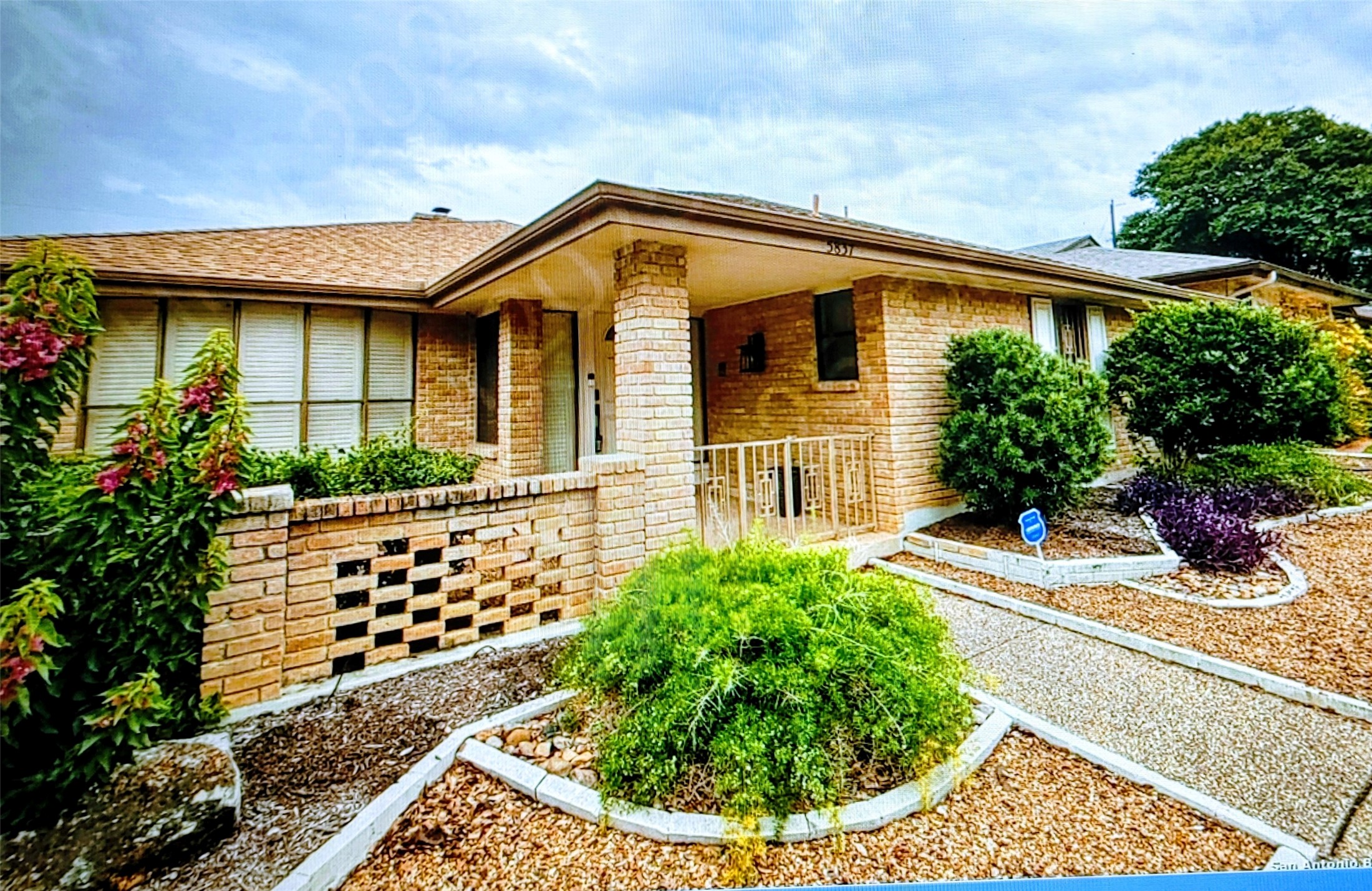 5837 Northgap Street Windcrest, TX 78239 - Photo 4 of 14