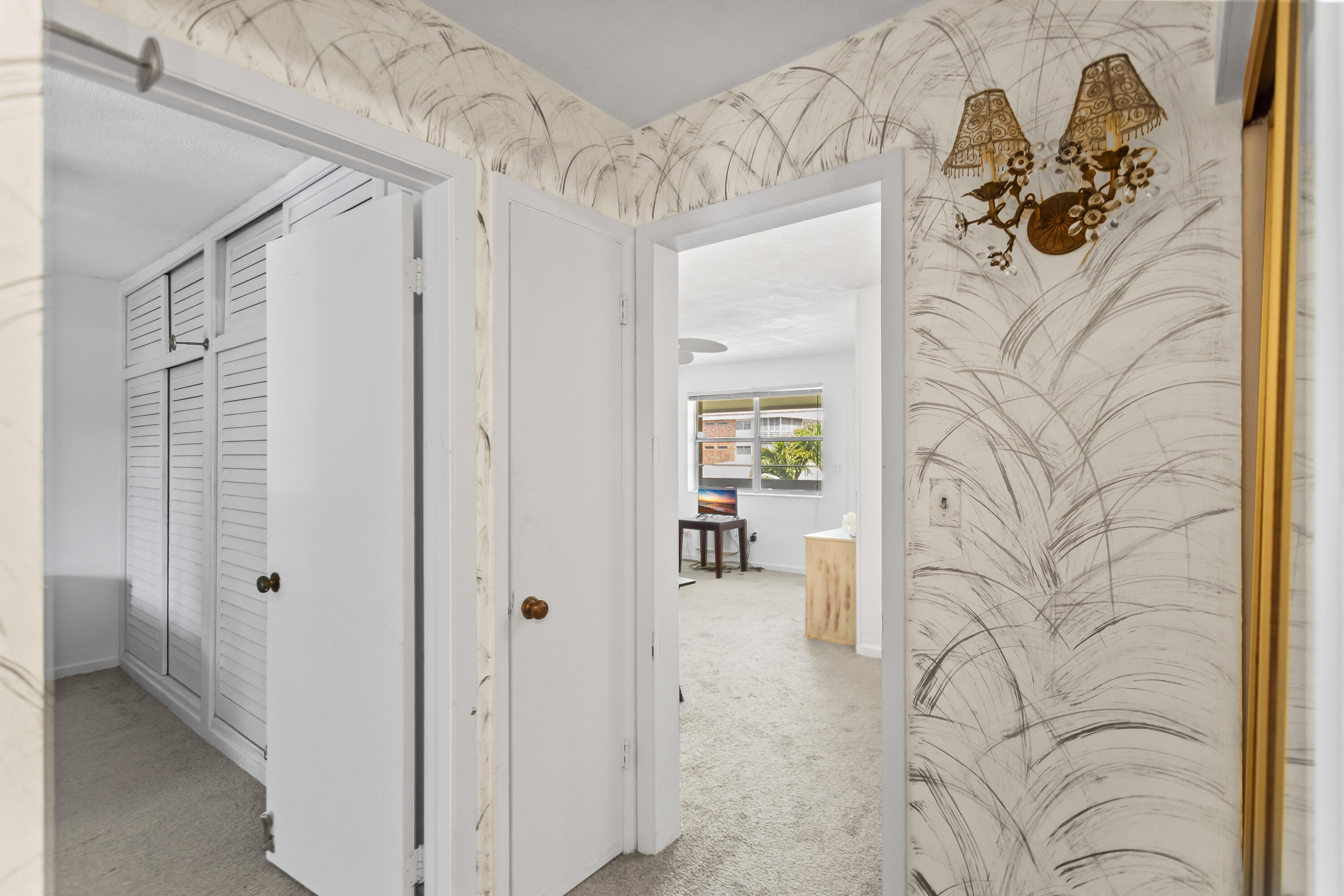 30 Southeast 13th Street, Unit B3 Boca Raton, FL 33432 - Photo 13 of 30 585A8006