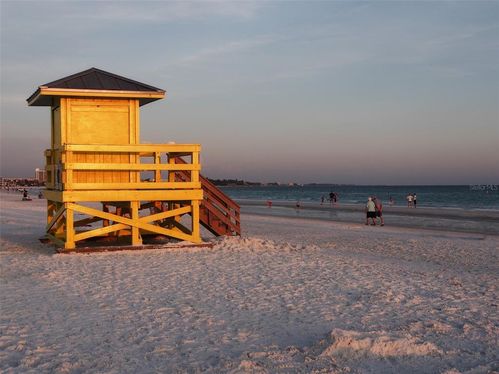 711 Beach Road, Unit 102 Sarasota, FL 34242 - Photo 19 of 21 Siesta Beach