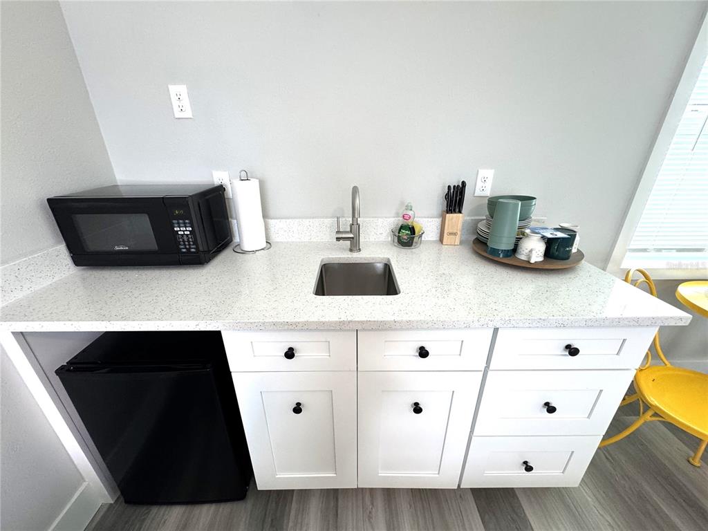 13343 Gulf Boulevard, Unit B5 St. Petersburg, FL 33708 - Photo 6 of 16