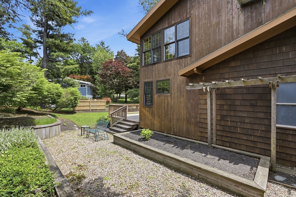 15 Thornberry Road Winchester, MA 01890 - Photo 38 of 41