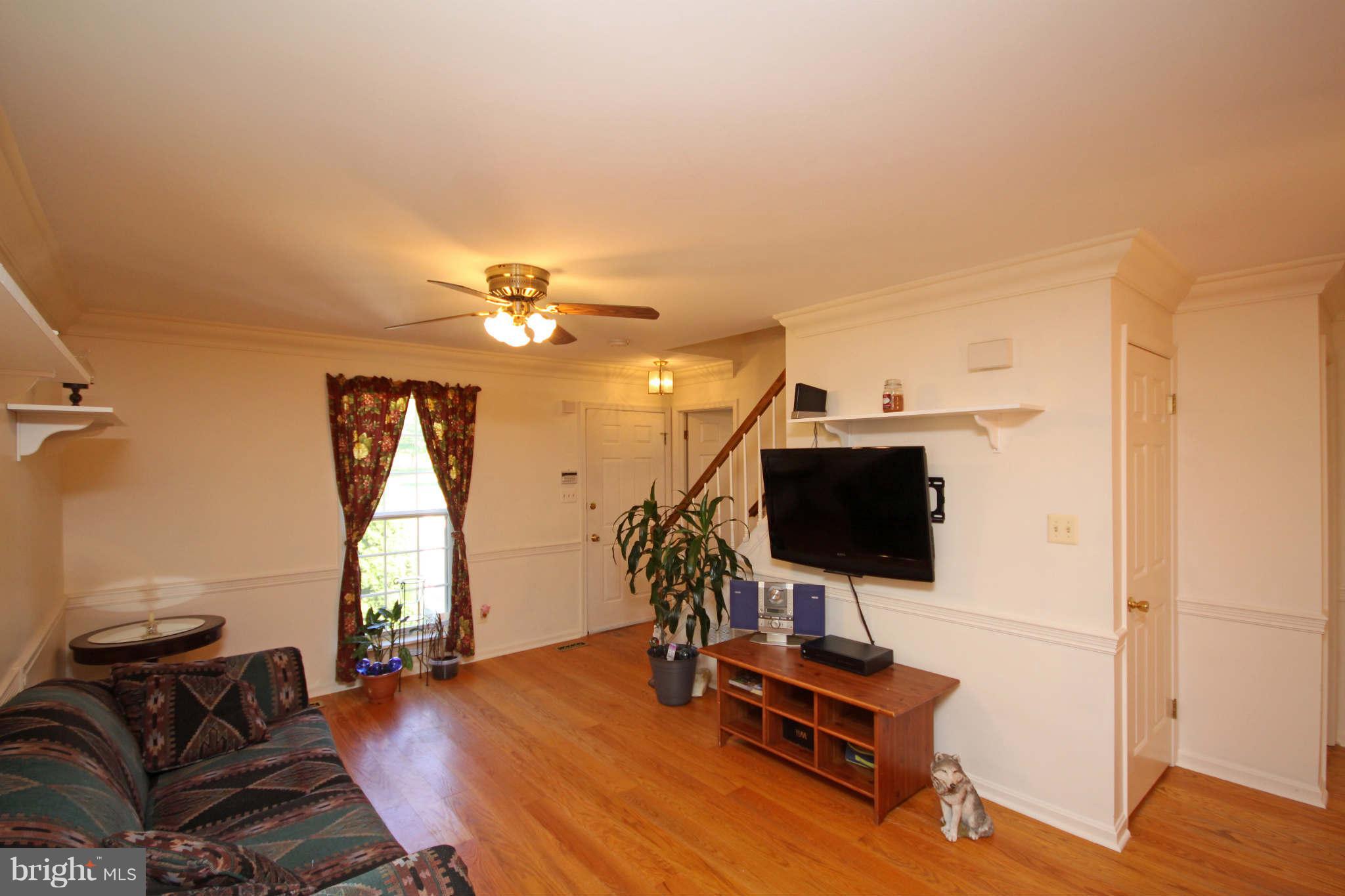 1651 Poole Road Darlington, MD 21034 - Photo 4 of 26 Living Room