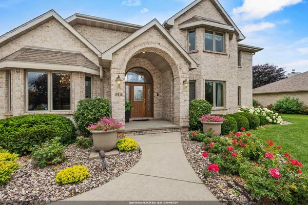 $759,000 | 2516 Van Rite Court, Green Bay, WI 54311