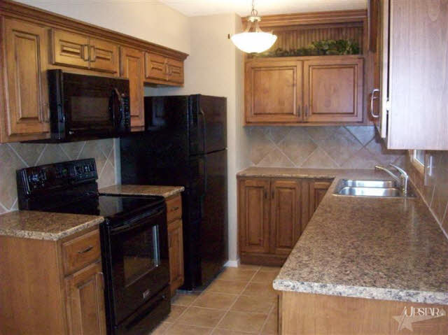 5129 Ann Hackley Road Fort Wayne, IN 46835 - Photo 3 of 11