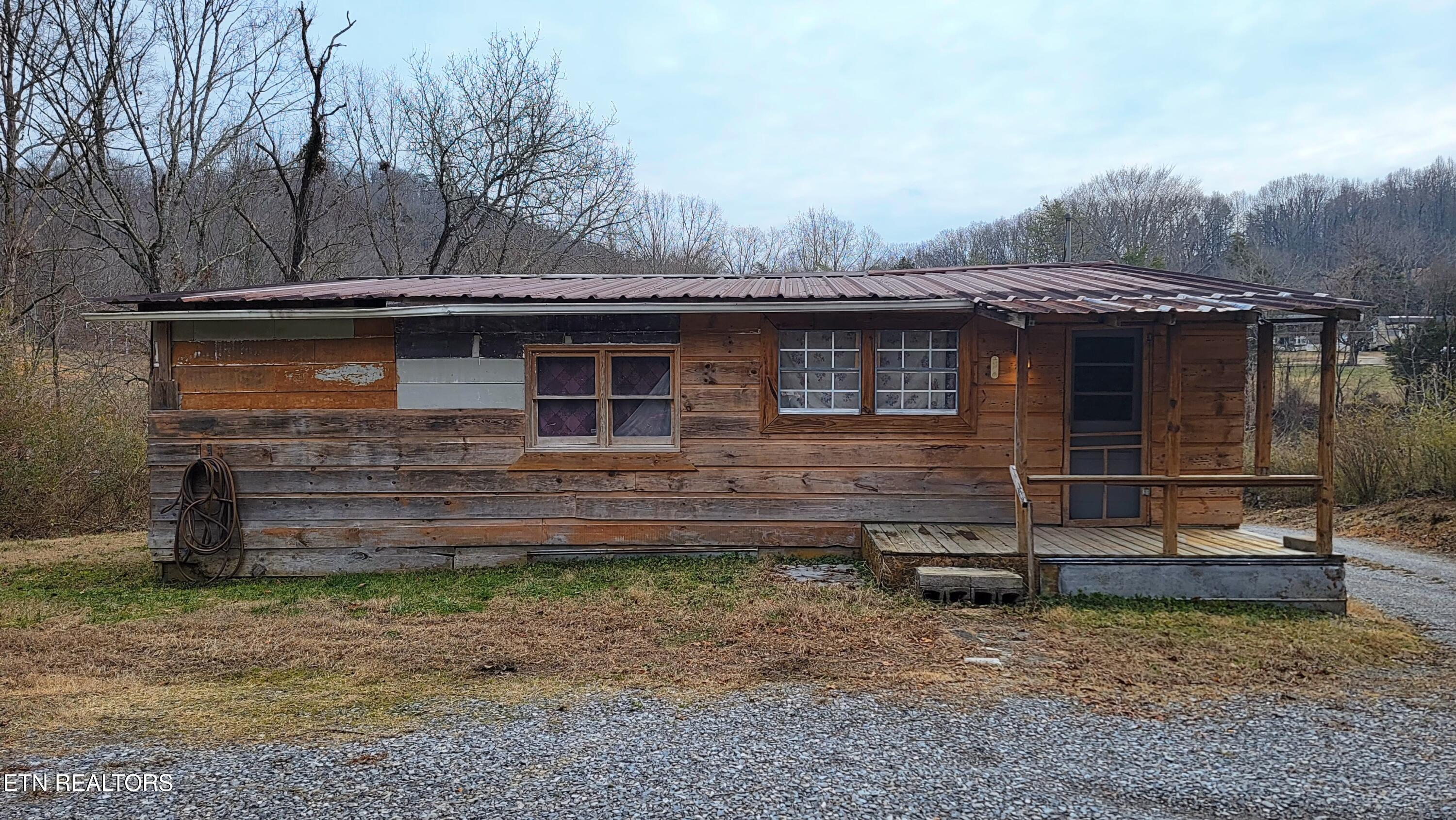 614 Mehaffey Road Powell, TN 37849 - Photo 13 of 14 20260128_134718