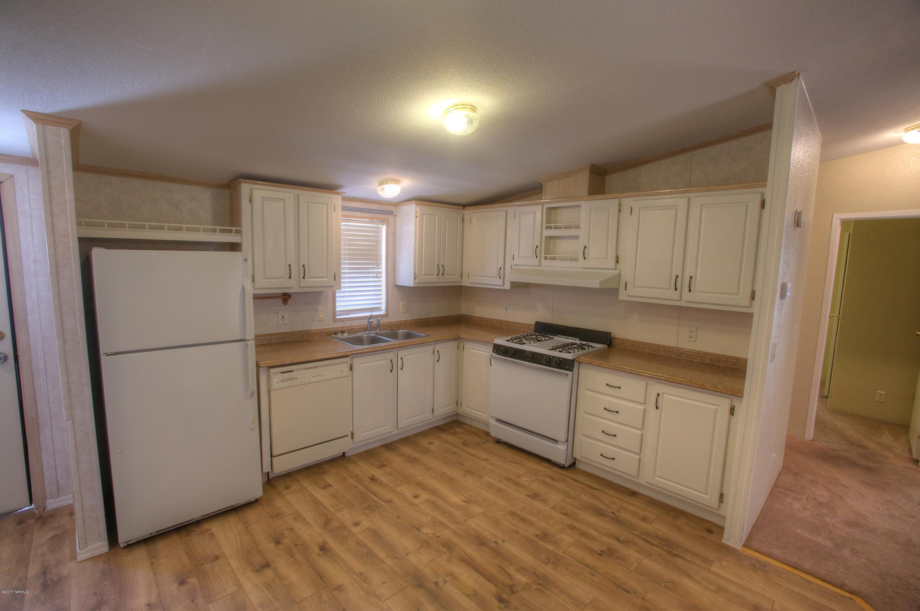 113 East Delano Street Tucson, AZ 85705 - Photo 3 of 16