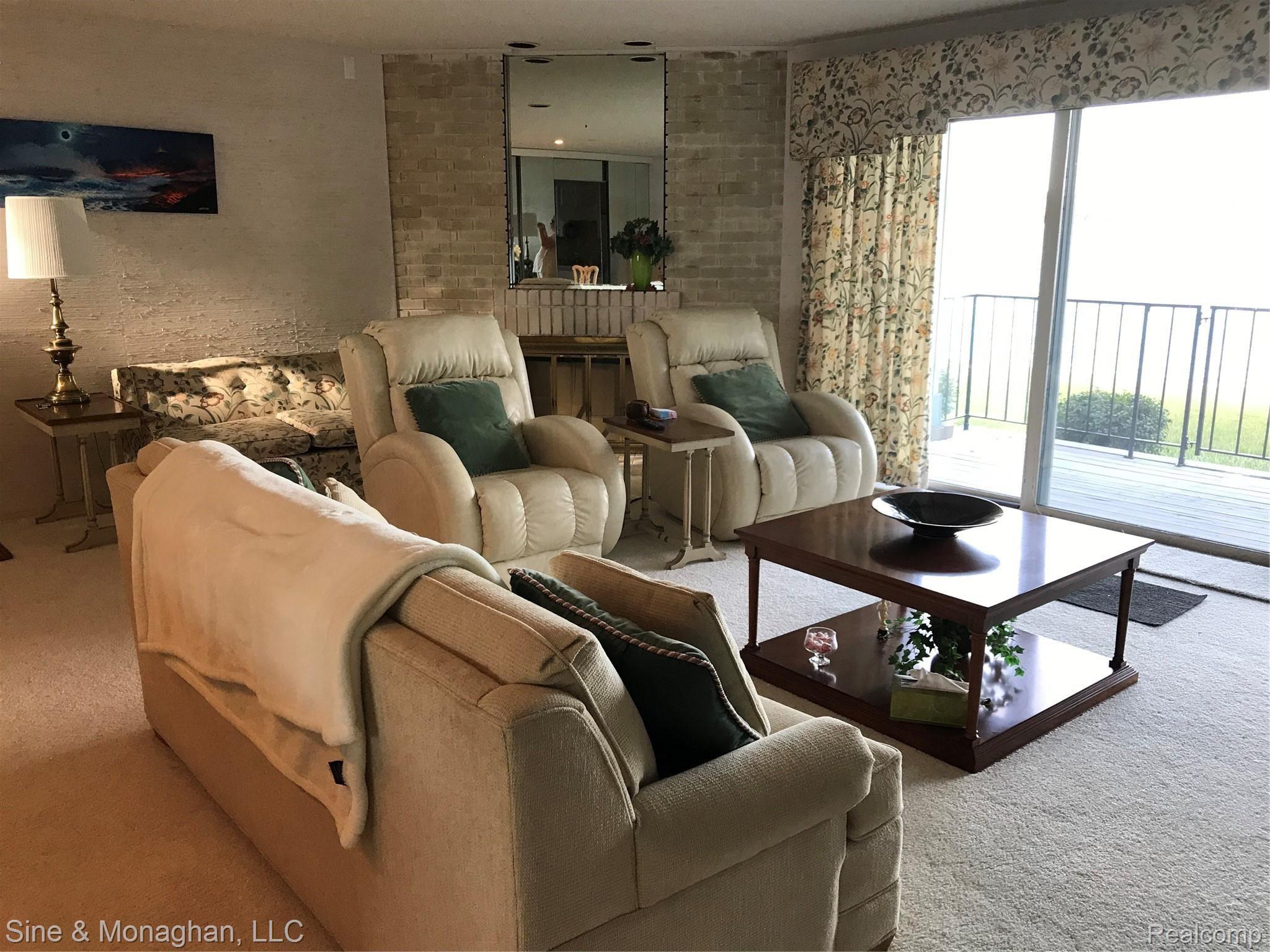 1715 River Road, Unit 31 St. Clair, MI 48079 - Photo 32 of 69 28 GREAT RM 2 1715 RIVER #31.JPG