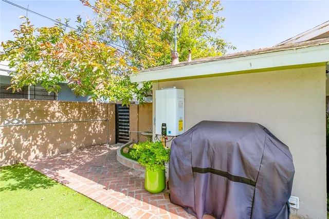 $1,099,000 | 8673 Herrick Avenue, Sun Valley, CA 91352