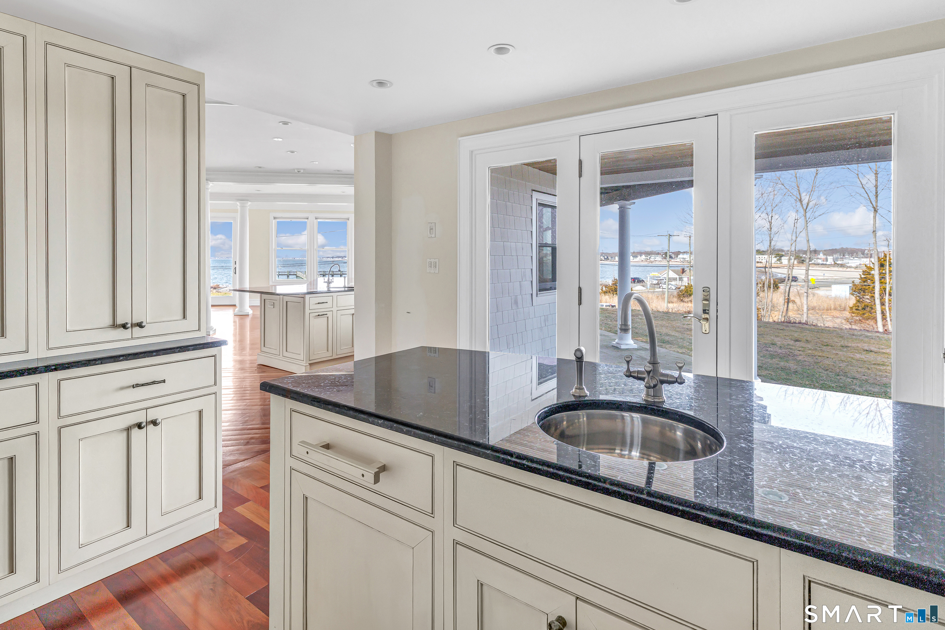 590 Gulf Street Milford, CT 06460 - Photo 12 of 40