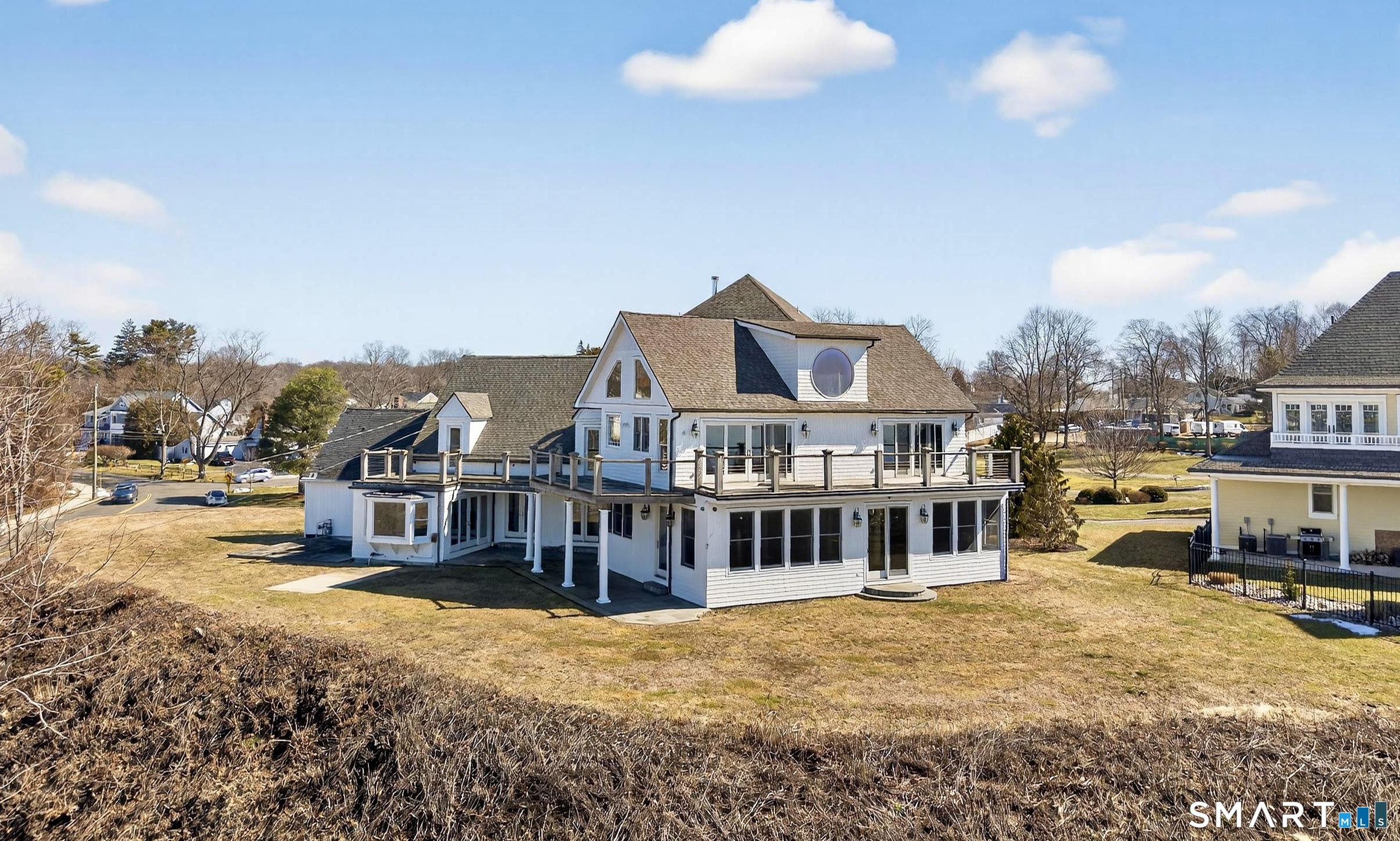 590 Gulf Street Milford, CT 06460 - Photo 4 of 40