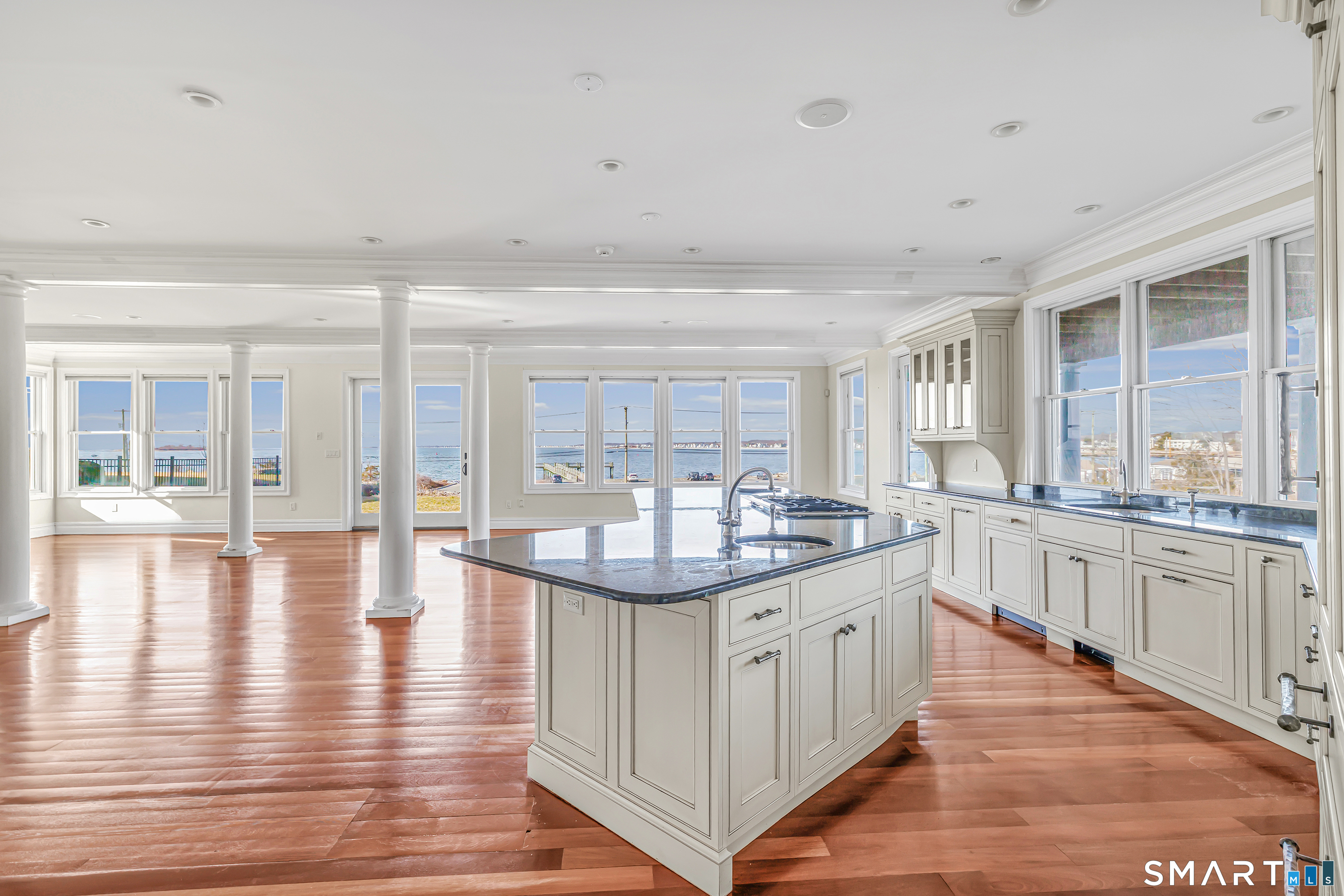 590 Gulf Street Milford, CT 06460 - Photo 9 of 40