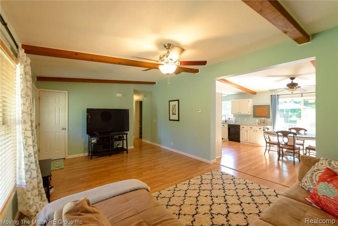 21785 Rust Road New Boston, MI 48164 - Photo 11 of 34 mtm_21875_rust-26.jpg