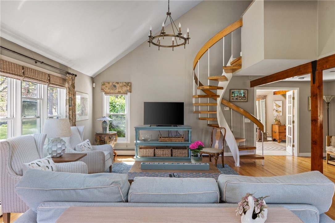 67 Wright Lane Jamestown, RI 02835 - Photo 10 of 31