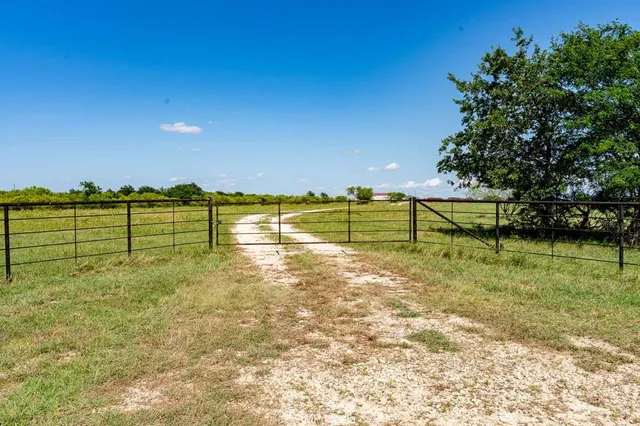 $875,000 | 3641 A Carpenter Road, Nocona, TX 76255