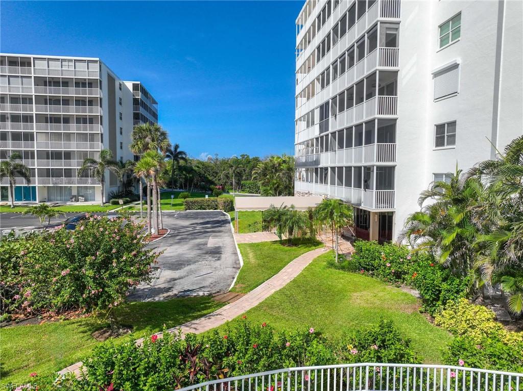 5 Bluebill Avenue, Unit 108 Naples, FL 34108 - Photo 42 of 49 View of property's community