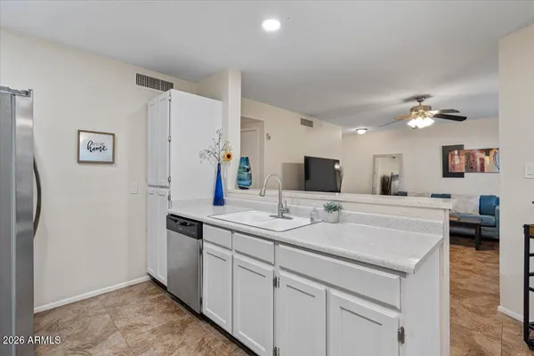 $279,000 | 5230 East Brown Road, Unit 110, Mesa, AZ 85205