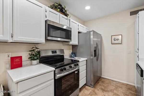 $279,000 | 5230 East Brown Road, Unit 110, Mesa, AZ 85205