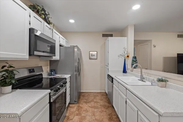 $274,900 | 5230 East Brown Road, Unit 110, Mesa, AZ 85205
