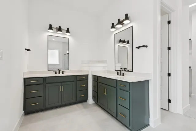 $824,990 | 3221 Lookout Mountain Road, Georgetown, TX 78628