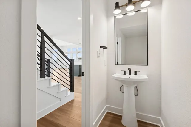 $824,990 | 3221 Lookout Mountain Road, Georgetown, TX 78628