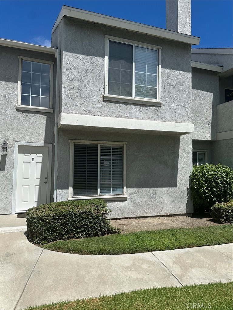 172 West Walnut Avenue, Unit D Rialto, CA 92376 - Photo 1 of 15 Gallery Image 1