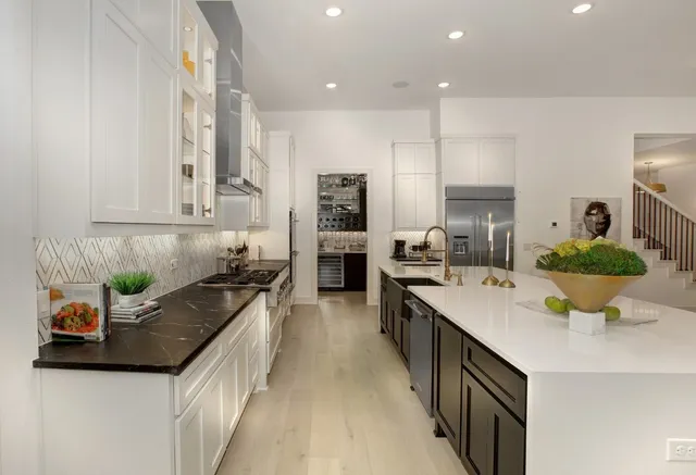 $1,299,900 | 16705 Moineau Drive, Austin, TX 78738