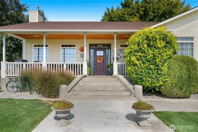 $684,900 | 2176 Road 17.7 Northwest, Ephrata, WA 98823