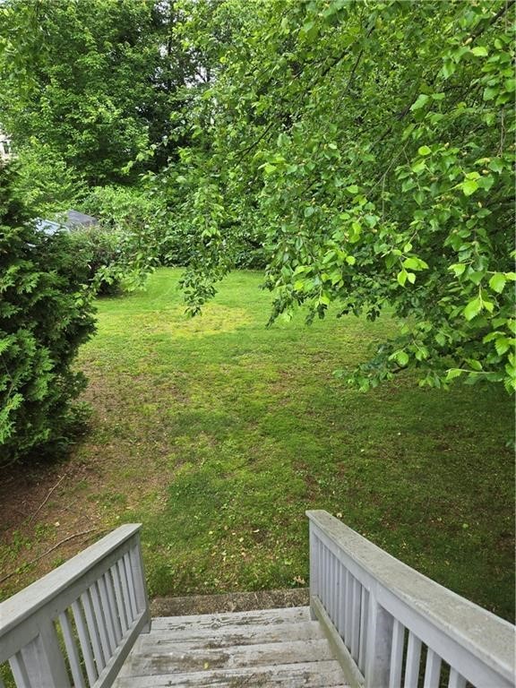 64 Barnsdale Road East Providence, RI 02915 - Photo 5 of 6