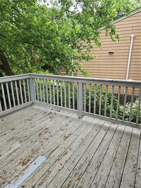 64 Barnsdale Road East Providence, RI 02915 - Photo 6 of 6