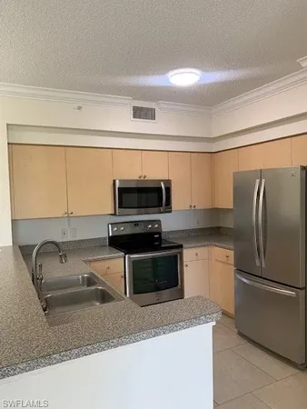 $2,000 | 1180 Reserve Way, Unit 206, Naples, FL 34105