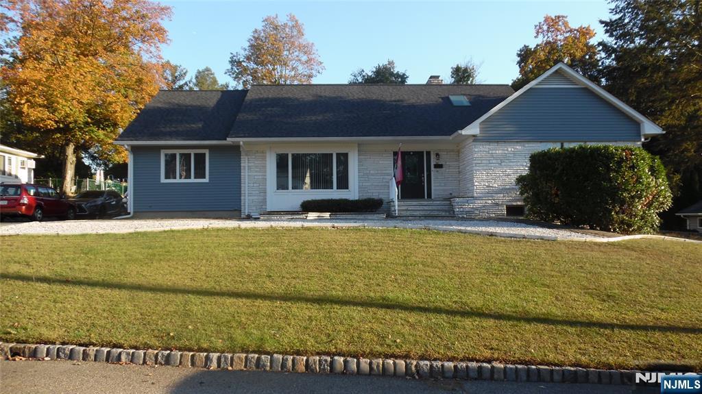 a house view with a swimming pool