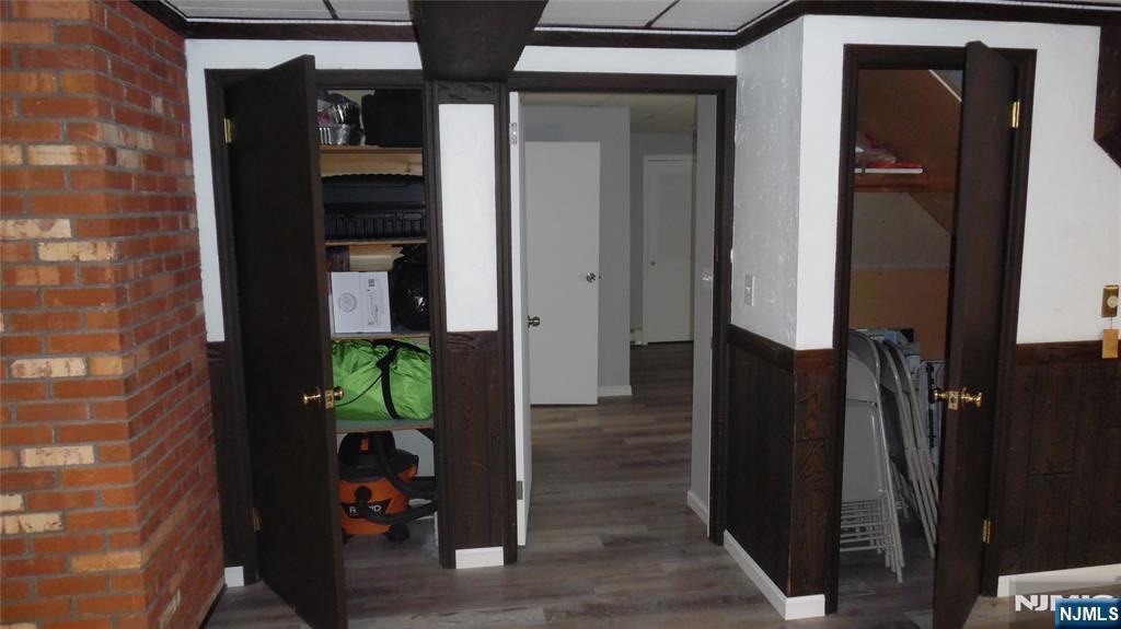 26 James Terrace Pompton Lakes, NJ 07442 - Photo 29 of 43 view of living room